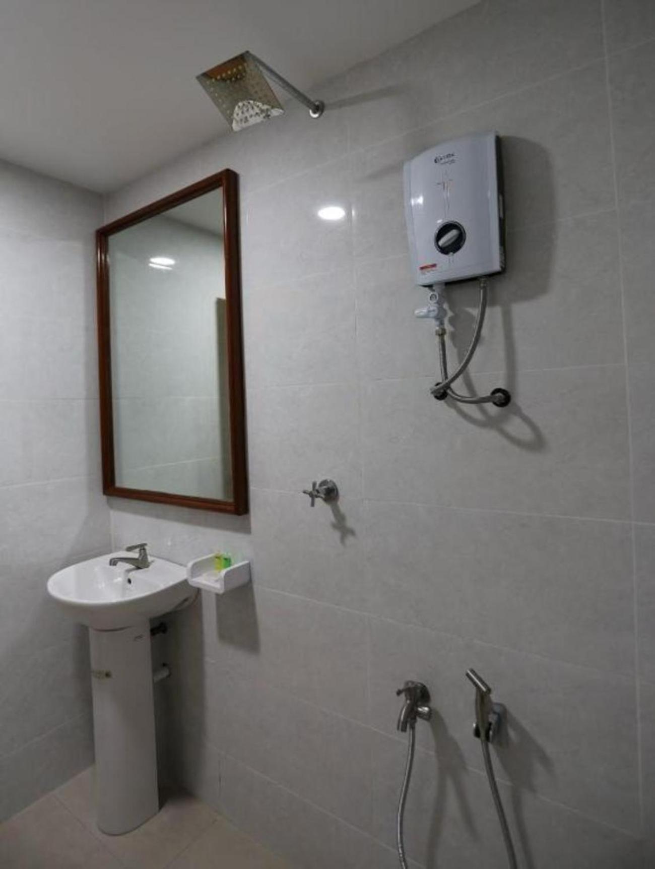Orkid Hotel At Bukit Bintang Kuala Lumpur Exterior photo